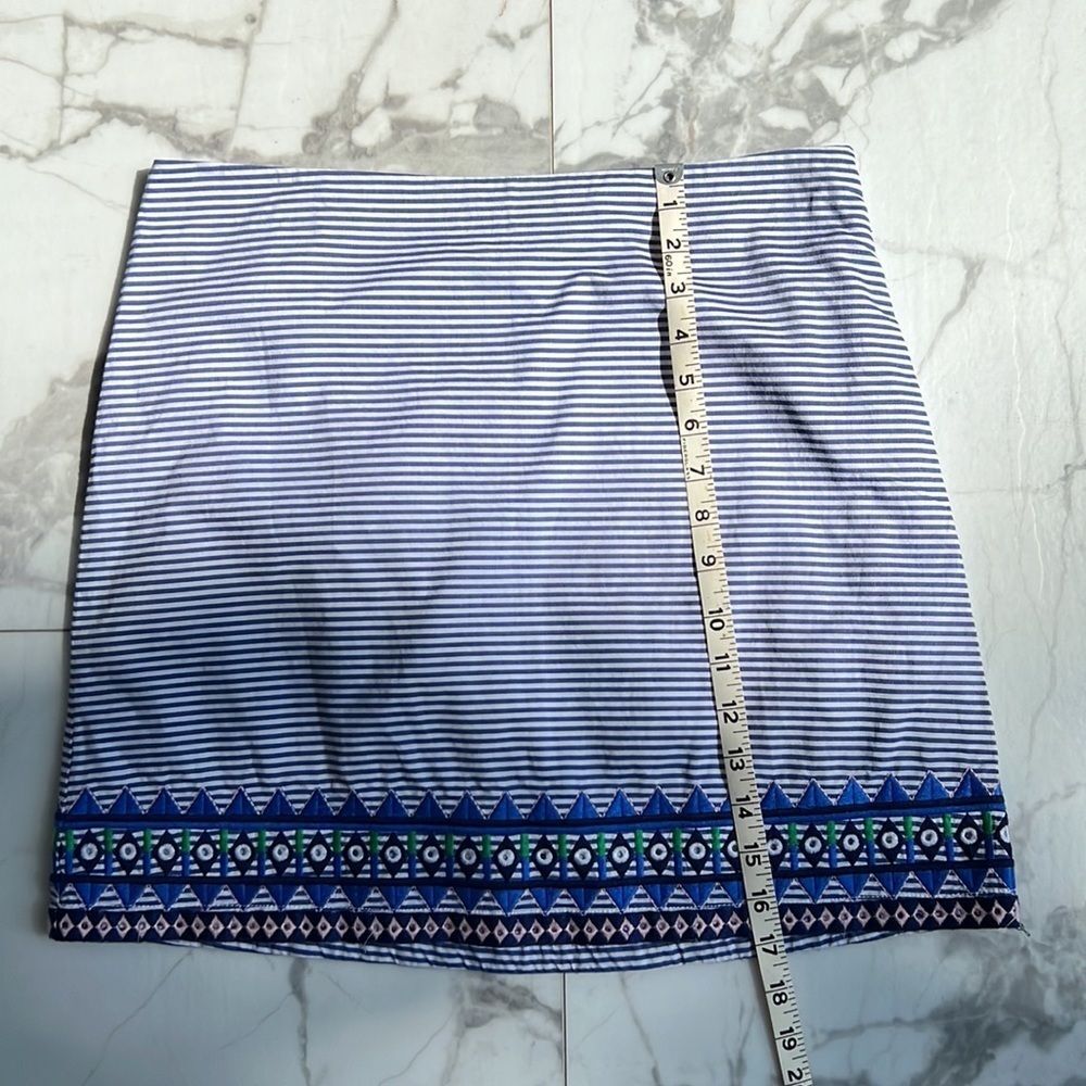 Vineyard Vines Striped Mini Skirt Size 4 - Picture 11 of 11